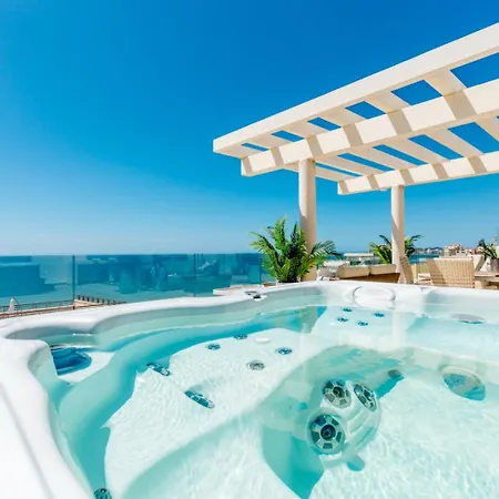Vivi Homes - Kenzo Pool, Terrace & Sea View