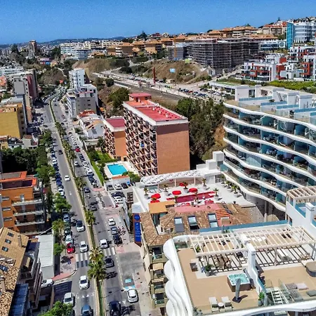 Vivi Homes - Kenzo Pool, Terrace & Sea View