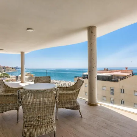 Vivi Homes - La Ola Pool, Terrace & Sea View Daire *
