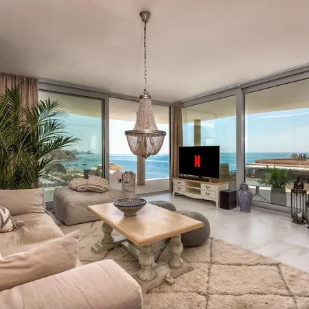 Vivi Homes - Kenzo Pool, Terrace & Sea View *