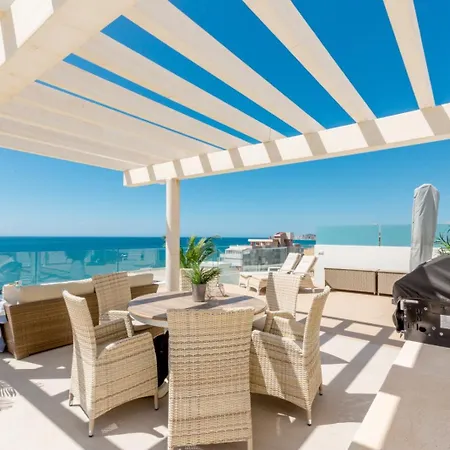 Daire Vivi Homes - La Ola Pool, Terrace & Sea View